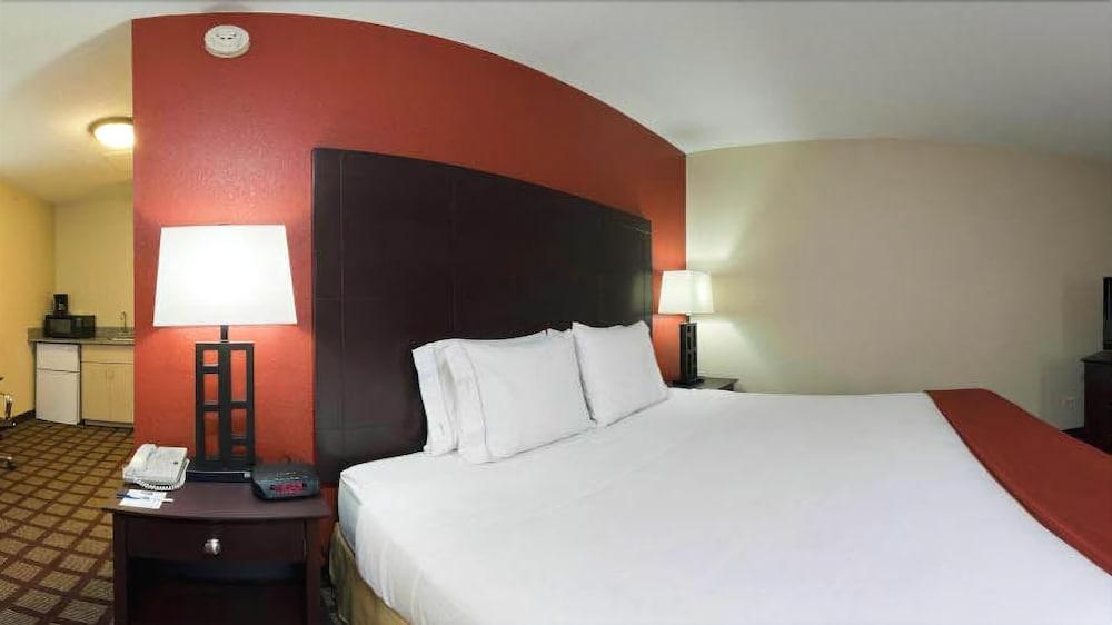 Holiday Inn Express Hotel & Suites Chicago-Algonquin By Ihg Exterior photo